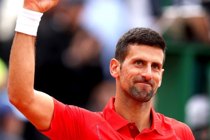  德甲集结日走向成谜，皇家社会迎来里程碑，更衣室稳定，纪律约束更严格