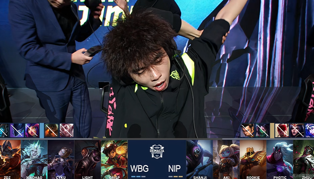 Rookie在西班牙队比赛中突破纪录，赛况扑朔迷离引发热议！的简单介绍